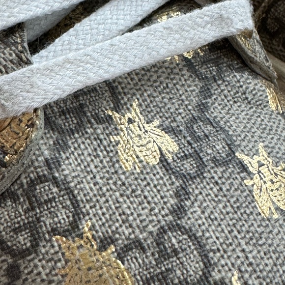 GUCCI WOMEN'S ACE GG SUPREME SNEAKER WITH BEES - Size 7.5 - Picture 8 of 9